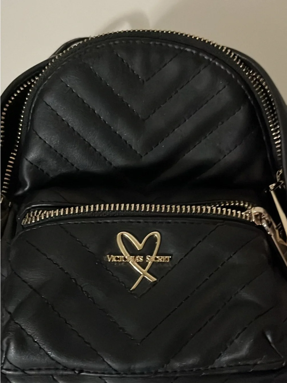 Victoria’s Secret Heart Black Quilted Mini Backpack - Picture 5 of 5